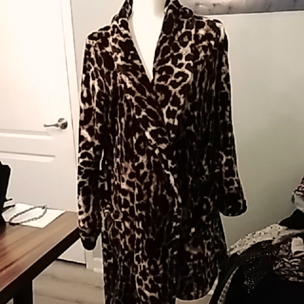 Soma Comfy Robe